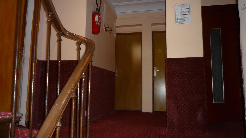 Hotel Adele & Jules Paryż Zewnętrze zdjęcie